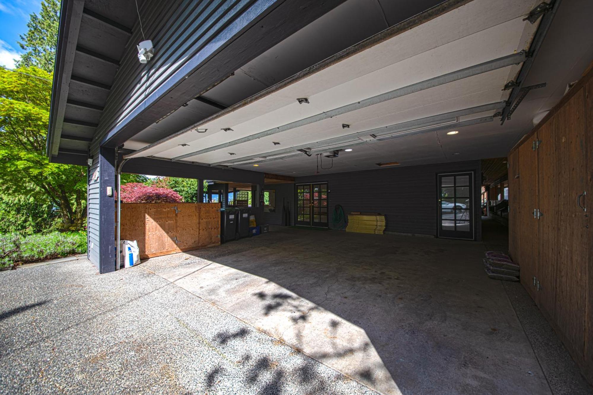 Cypress: Private Bedroom/Bathroom/Office, With Shared Pool, Hot Tub North Vancouver Exterior foto